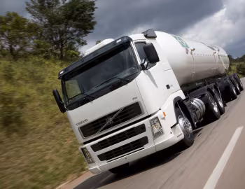 Volvo FH 400 6×2T Sleeper cab [Brazil] '2006–11