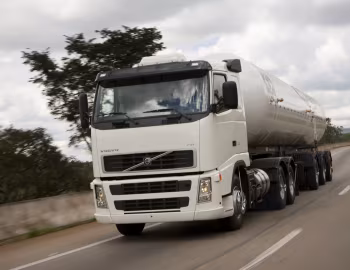 Volvo FH 400 6×2T Sleeper cab [Brazil] '2006–11