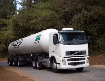Volvo FH 400 6×2T Sleeper cab [Brazil] '2006–11