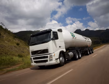 Volvo FH 400 6×2T Sleeper cab [Brazil] '2006–11