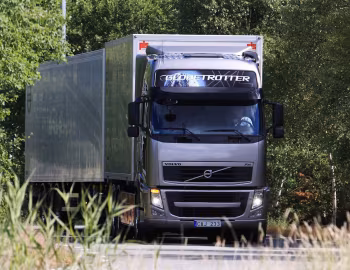 Volvo FH 440 6×2 rigid Globetrotter XL cab '2008–09