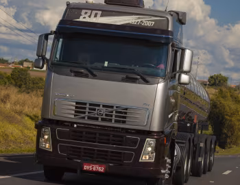 Volvo FH 440 6×4T Globetrotter cab 80th Anniversary Edition [Brazil] '2007