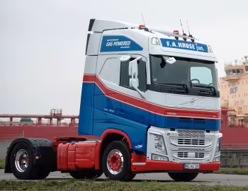 Volvo FH 460 LNG 4×2 tractor Globetrotter cab '2018–20