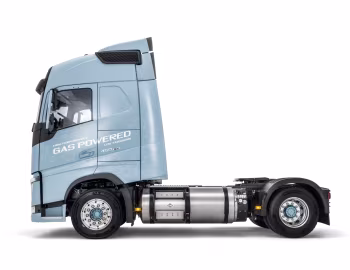 Volvo FH 460 LNG 4×2 tractor Globetrotter cab '2018–20