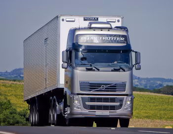 Volvo FH 480 6×4T Globetrotter XL cab [Brazil] '2010–pr.