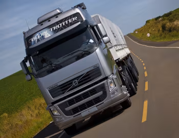 Volvo FH 480 6×4T Globetrotter XL cab [Brazil] '2010–н.ч.