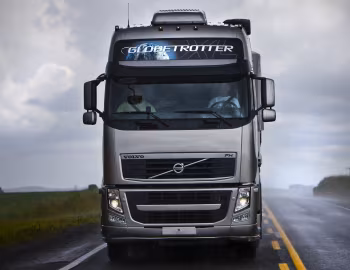 Volvo FH 480 6×4T Globetrotter XL cab [Brazil] '2010–pr.