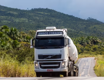 Volvo FH 480 6×4T Globetrotter cab [Brazil] '2010–н.ч.