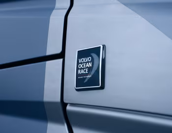 Volvo FH 500 4×2 tractor Globetrotter cab Ocean Race Limited Edition '2014–15