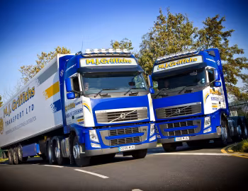 Volvo FH 500 6×2 tractor Globetrotter XL cab [UK-spec] '2008–12
