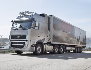Volvo FH 500 6×2 tractor Globetrotter XL cab Ocean Race Limited Edition '2011–12