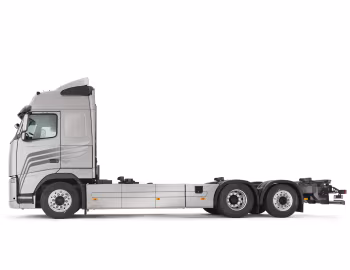 Volvo FH 500 6×2 rigid Globetrotter cab '2008–12