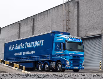 Volvo FH 500 6×2 tractor Globetrotter cab [UK-spec] '2013–pr.