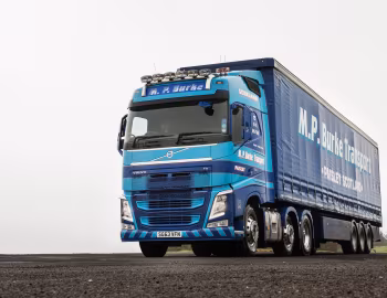 Volvo FH 500 6×2 tractor Globetrotter cab [UK-spec] '2013–pr.