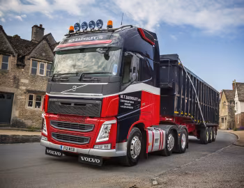 Volvo FH 500 6×2 tractor Globetrotter XL cab [UK-spec] '2013–pr.