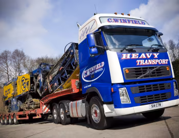 Volvo FH 500 6×4 tractor Globetrotter XL cab [UK-spec] '2007–08