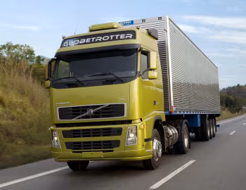 Volvo FH 520 4×2T Globetrotter cab [Brazil] '2006–11
