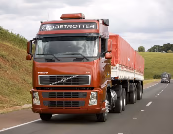 Volvo FH 520 6×2T Globetrotter cab [Brazil] '2006–11
