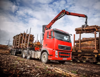 Volvo FH 540 6×4 tractor Day cab with Palfinger Epsilon Q170Z crane [UK-spec] '2009–12