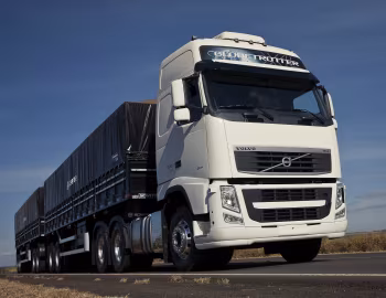 Volvo FH 540 6×2T Globetrotter XL cab [Brazil] '2012–13