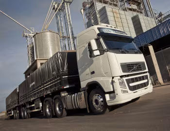 Volvo FH 540 6×2T Globetrotter XL cab [Brazil] '2012–13