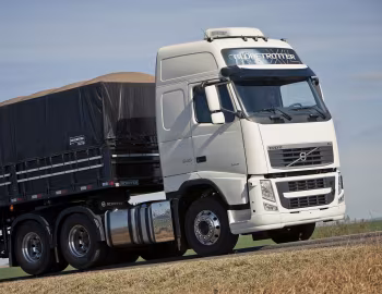 Volvo FH 540 6×2T Globetrotter XL cab [Brazil] '2012–13
