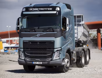 Volvo FH 540 6×2 tandem-axle lift tractor Globetrotter cab [Worldwide] '2013–pr.