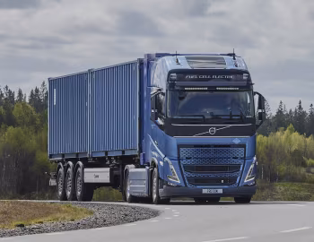 Volvo FH hydrogen fuel-cell tractor '2022–pr.