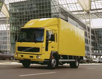 Volvo FL 180 4×2 rigid Day cab '2000–06