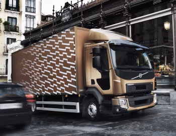 Volvo FL 210 4×2 rigid Day cab [Worldwide] '2013–pr.