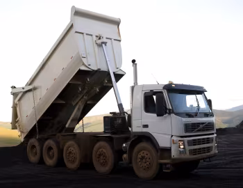 Volvo FM 480 10×4 rigid Day cab with Rossetti tipper body '2005–09