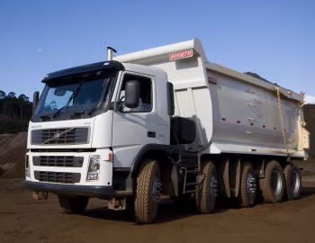 Volvo FM 480 10×4 rigid Day cab with Rossetti tipper body '2005–09