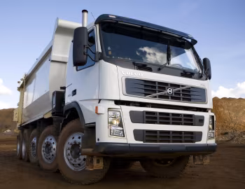 Volvo FM 480 10×4 rigid Day cab with Rossetti tipper body '2005–09