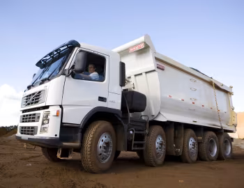 Volvo FM 480 10×4 rigid Day cab with Rossetti tipper body '2005–09