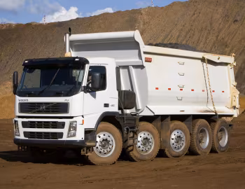 Volvo FM 480 10×4 rigid Day cab with Rossetti tipper body '2005–09