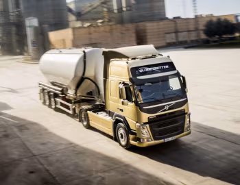 Volvo FM 410 4×2 tractor Globetrotter LXL cab '2013–pr.