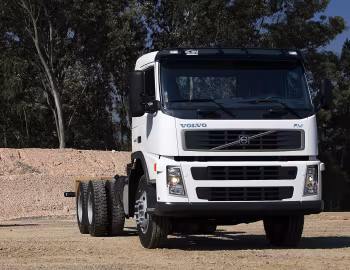 Volvo FM 440 6×4 tractor Day cab '2005–09