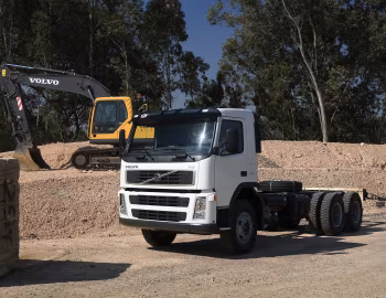 Volvo FM 440 6×4 tractor Day cab '2005–09
