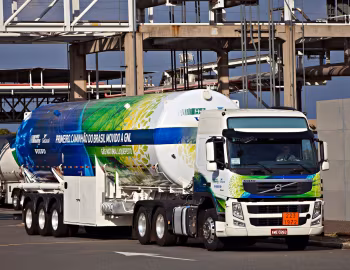 Volvo FM 460 GNL 6×4 tractor Globetrotter cab '2013–pr.