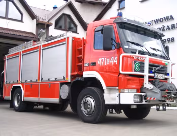 Volvo FM12 340 4×4 rigid SCRt [Poland] '2002