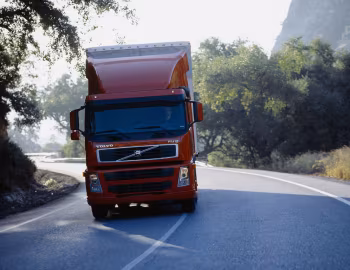 Volvo FM12 420 4×2 tractor Sleeper cab '2001–05