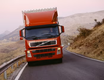 Volvo FM12 420 4×2 tractor Sleeper cab '2001–05