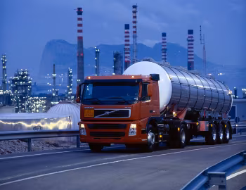 Volvo FM12 420 4×2 tractor Sleeper cab '2001–05