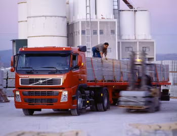 Volvo FM12 420 4×2 tractor Sleeper cab '2001–05
