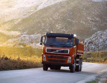 Volvo FM12 420 6×4 rigid Day cab with tipper body '2001–05