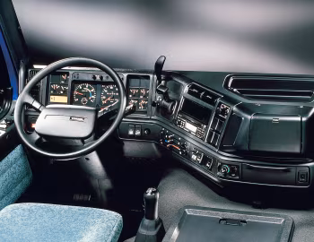 Panneau avant Volvo FM7 250 4×2 rigid Day cab '1998–2002