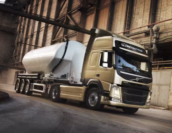 Volvo FM 410 4×2 tractor Globetrotter LXL cab '2013–pr.