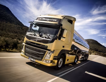 Volvo FM 410 4×2 tractor Globetrotter LXL cab '2013–pr.