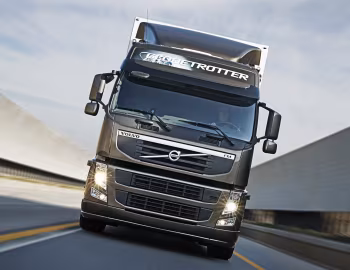 Volvo FM 460 6×2 rigid Globetrotter cab '2010–13