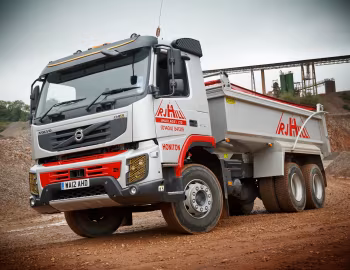 Volvo FMX 370 6×4 rigid Day cab with Charlton SuperLite tipper body [UK-spec] '2009–13